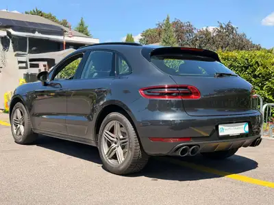 Porsche Macan Turbo Performance PDK — 440 ch, Traction intégrale, Cuir premium — intérieur