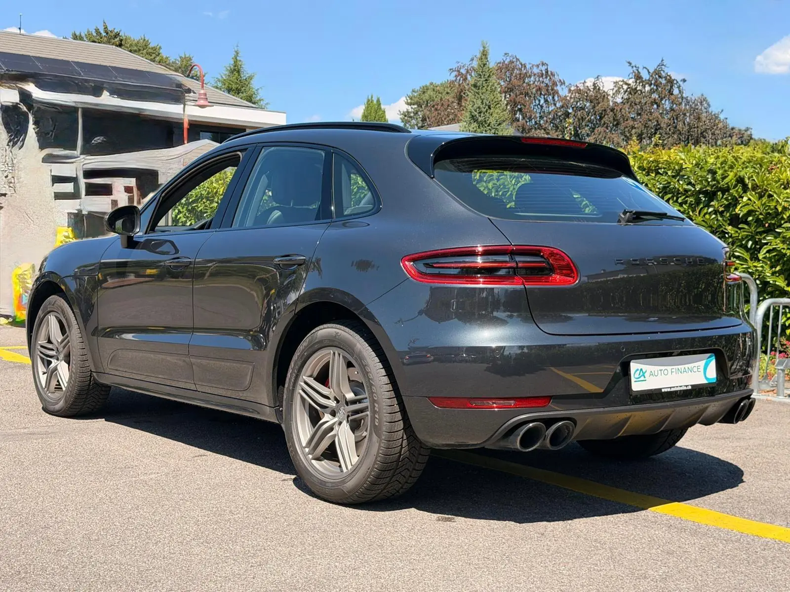 Porsche Macan 2017 occasion Saint-Sulpice — 4
