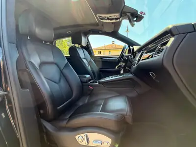 Porsche Macan Turbo Performance PDK — 440 ch, Traction intégrale, Cuir premium — Miniature 14