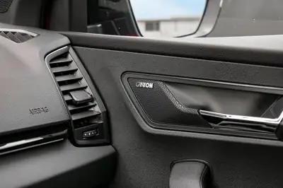 Skoda Karoq 2.0 TSI SportLine 4x4 — SUV polyvalent, garantie 5 ans, très faible kilométrage — Miniature 23