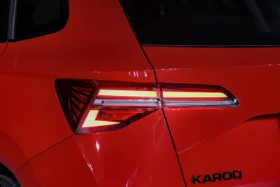 Skoda Karoq 2.0 TSI SportLine 4x4 — SUV polyvalent, garantie 5 ans, très faible kilométrage — Miniature 28