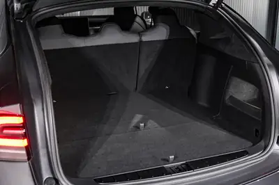 Tesla Model X 100kWh Palladium — SUV électrique 7 places, 686 ch et autonomie record — Miniature 25