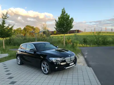 BMW 125i — Coupé sportif 3-portes, 218 ch et double équipement de roues — vista esterna