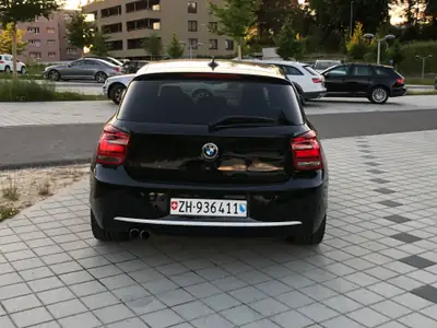 BMW 125i — Coupé sportif 3-portes, 218 ch et double équipement de roues — Miniatura 16