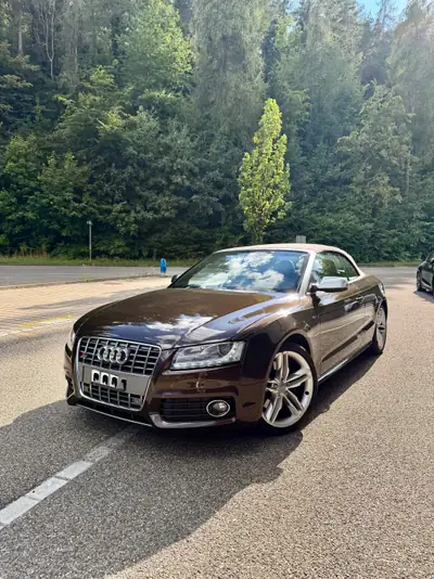 Audi S5 3.0 V6 TFSI Quattro — Cabriolet sportif, 333 ch et transmission S-Tronic — vue extérieure