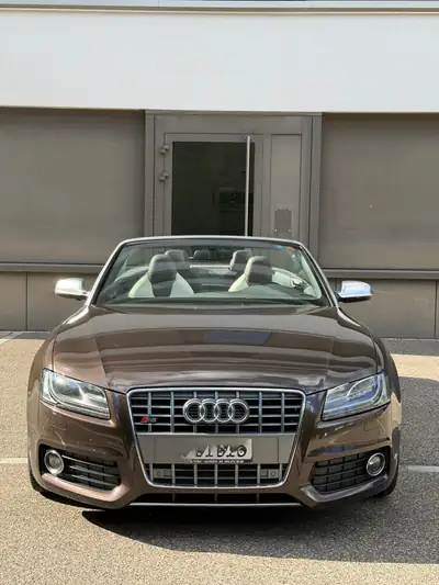 Audi S5 3.0 V6 TFSI Quattro — Cabriolet sportif, 333 ch et transmission S-Tronic — intérieur