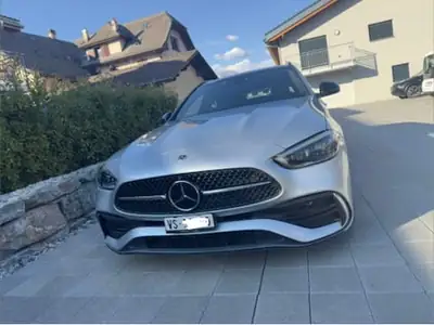 Mercedes-Benz C 220 d Swiss Star AMG Line 4matic — Break diesel hybride, 64000 km, freinage régénératif — côté