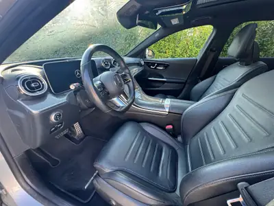 Mercedes-Benz C 220 d Swiss Star AMG Line 4matic — Break diesel hybride, 64000 km, freinage régénératif — intérieur