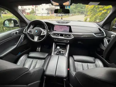 BMW X6 M50i 2020 — SUV coupé haute performance, 85 000 km seulement — Miniatura 10