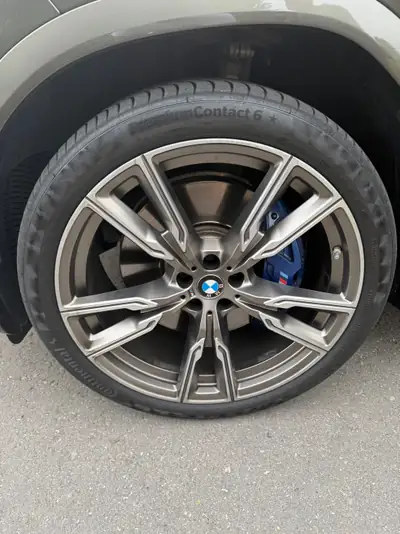 BMW X6 M50i 2020 — SUV coupé haute performance, 85 000 km seulement — Miniatura 17