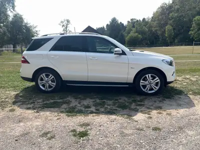Mercedes-Benz ML 350 CDI BlueTec — SUV premium diesel, 209 000 km, sans sinistre — tableau de bord