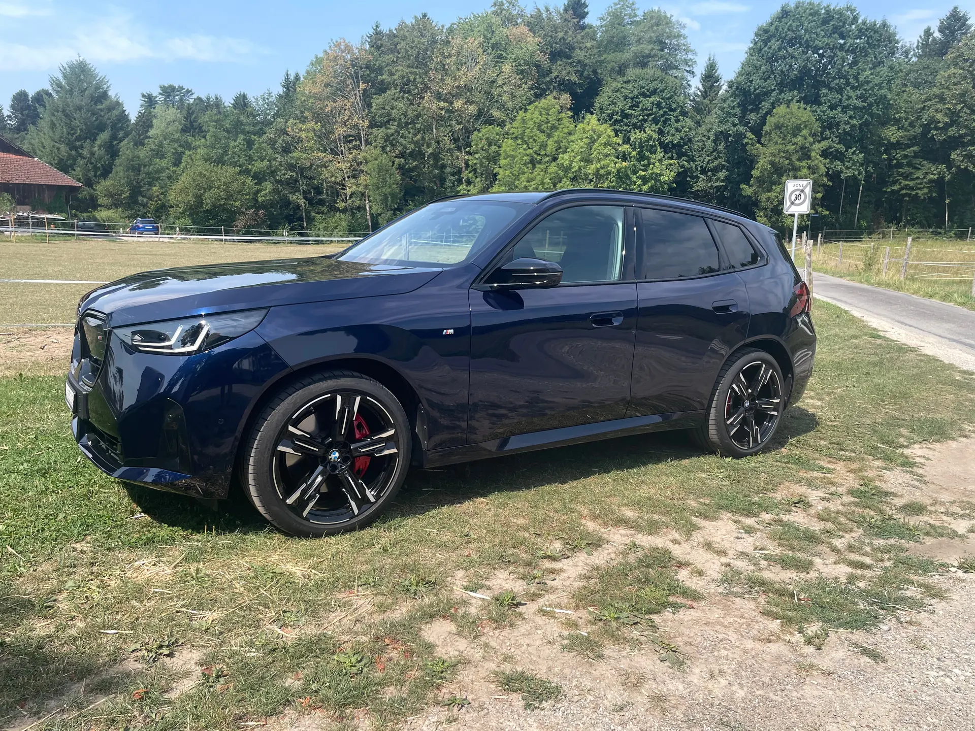 BMW X3 M50 2024 — Performance hybride, 27 000 km seulement — Außenansicht