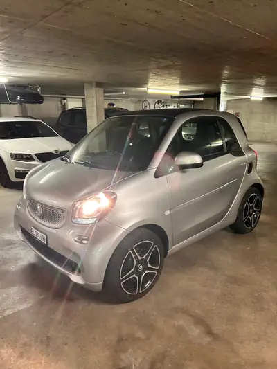 Smart Fortwo 2015 — Citadine compacte économique avec garantie, 119'000 km — Seitenansicht