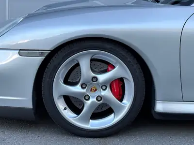 Porsche 911 Carrera 4S — Légendaire coupé sport, moteur révisionné, garantie jusqu'en 2027 — Miniatura 14