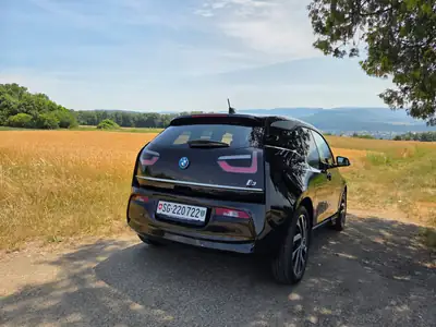 BMW i3 120 — Citadine électrique révolutionnaire, 55'000 km seulement — Seitenansicht