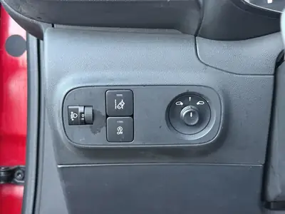 Citroën C3 1.2i PureTech Feel — Citadine polyvalente, entretien à jour, 80 100 km — Miniature 20