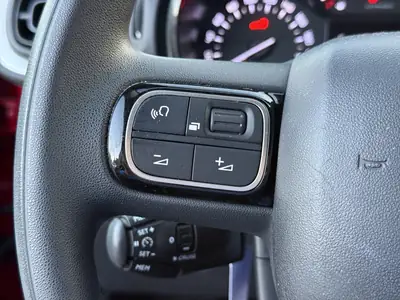 Citroën C3 1.2i PureTech Feel — Citadine polyvalente, entretien à jour, 80 100 km — Miniature 22
