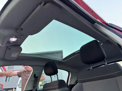 Citroën C3 1.2i PureTech Feel — Citadine polyvalente, entretien à jour, 80 100 km — Miniature 25