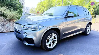 BMW X5 xDrive 40e iPerformance — SUV hybride rechargeable haute performance, 122'000 km — arrière