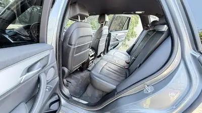 BMW X5 xDrive 40e iPerformance — SUV hybride rechargeable haute performance, 122'000 km — Miniature 12