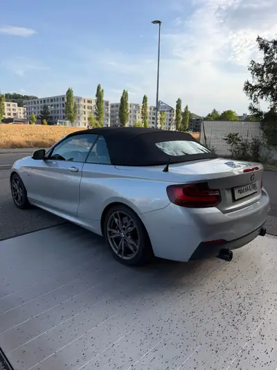 BMW M235i xDrive Cabriolet — Sportivité 326 ch et élégance décapotable — Innenraum
