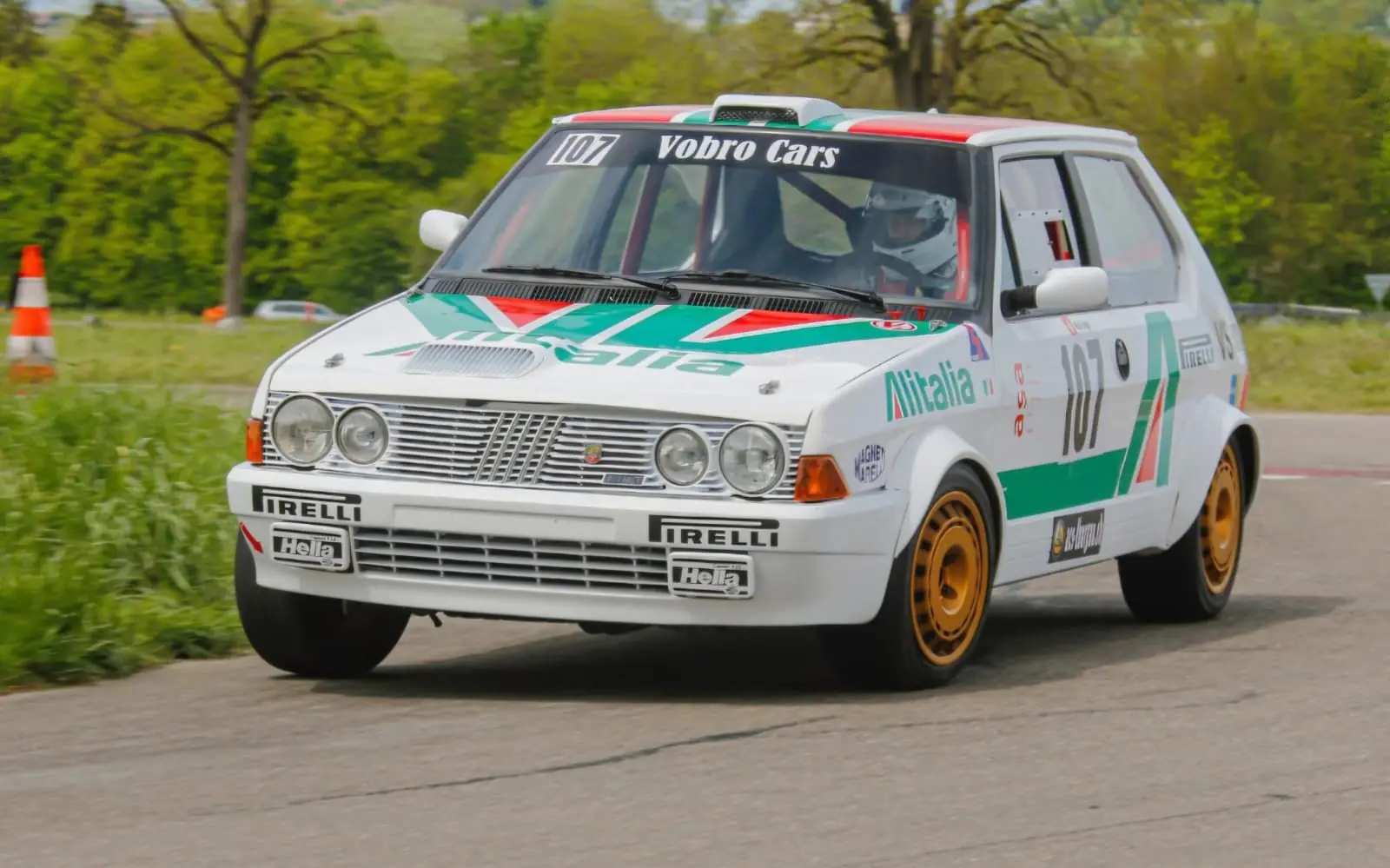 FIAT Ritmo 105 TC Rennwagen — Légende des années 80, zéro kilomètre — vue extérieure