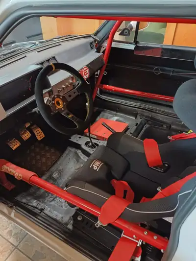 FIAT Ritmo 105 TC Rennwagen — Légende des années 80, zéro kilomètre — détail