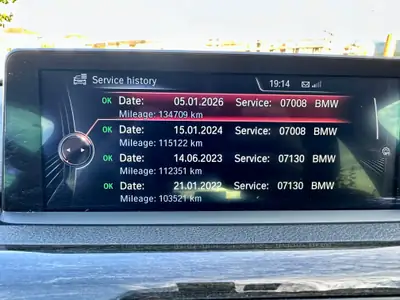 BMW 320i xDrive Touring — Familiale Premium All-Wheel Drive, 140 000 km, Historique complet — Thumbnail 15