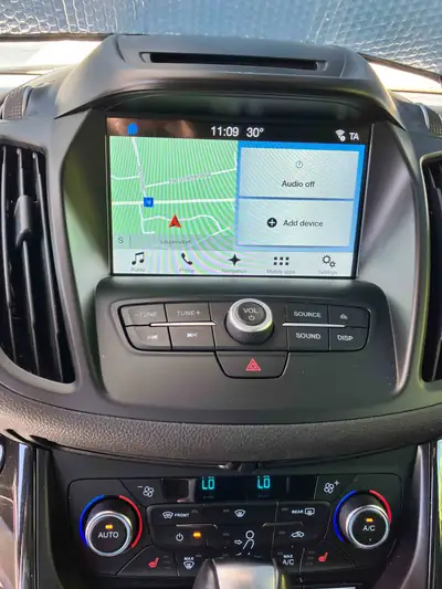 Ford Kuga 2.0 EcoBoost 240 ST-Line — SUV dynamique, moteur performant, 44'000 km — Miniature 9