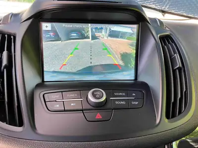 Ford Kuga 2.0 EcoBoost 240 ST-Line — SUV dynamique, moteur performant, 44'000 km — Miniature 8