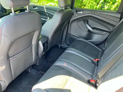 Ford Kuga 2.0 EcoBoost 240 ST-Line — SUV dynamique, moteur performant, 44'000 km — Miniature 12