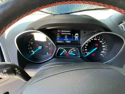 Ford Kuga 2.0 EcoBoost 240 ST-Line — SUV dynamique, moteur performant, 44'000 km — Miniature 10