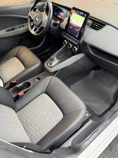 Renault Zoé Intens R135 — Électrique performante, batterie incluse, quasi neuve — Miniature 7