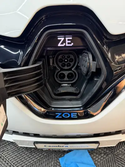 Renault Zoé Intens R135 — Électrique performante, batterie incluse, quasi neuve — Miniature 23