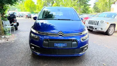 Citroën Grand C4 Picasso 1.2 PureTech Shine — Monospace familial, seulement 4'900 km — vue extérieure
