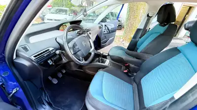 Citroën Grand C4 Picasso 1.2 PureTech Shine — Monospace familial, seulement 4'900 km — Miniature 7