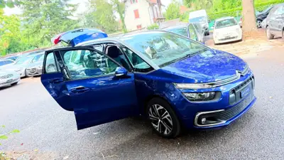 Citroën Grand C4 Picasso 1.2 PureTech Shine — Monospace familial, seulement 4'900 km — Miniature 10