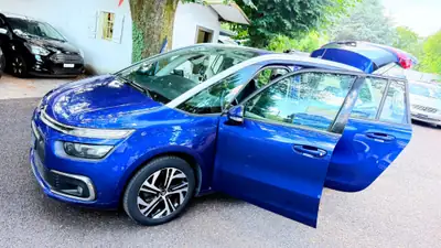 Citroën Grand C4 Picasso 1.2 PureTech Shine — Monospace familial, seulement 4'900 km — Miniature 11