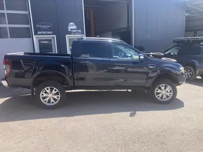 Ford Ranger 3.2 TDCi 4x4 Wildtrak — Pick-up robuste, motorisation puissante et polyvalence terrain — arrière