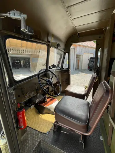 Dodge WC S7MA51 1942 — Véhicule de collection all-terrain, historique exceptionnel — Innenraum