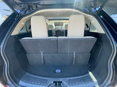 Land Rover Discovery Sport 2.0 TD4 HSE — 7 places, diesel efficace, 109'000 km — detail