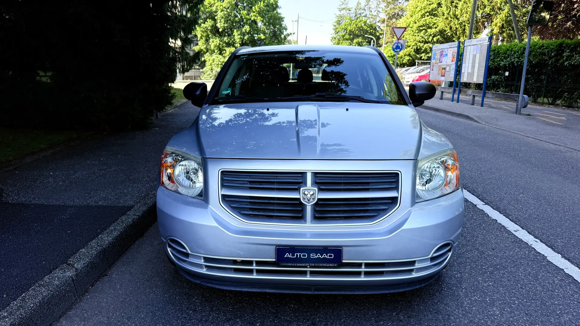Dodge Caliber 2.0 — Compacte polyvalente, moteur fiable 156 ch, sans sinistre