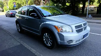 Dodge Caliber 2.0 — Compacte polyvalente, moteur fiable 156 ch, sans sinistre — arrière