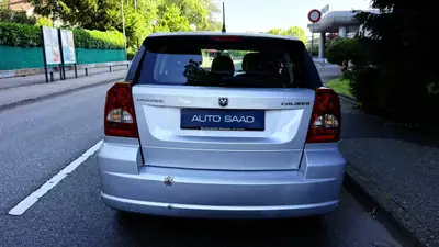 Dodge Caliber 2.0 — Compacte polyvalente, moteur fiable 156 ch, sans sinistre — intérieur