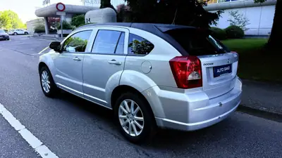 Dodge Caliber 2.0 — Compacte polyvalente, moteur fiable 156 ch, sans sinistre — détail