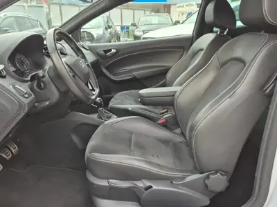 SEAT Ibiza SC 1.8 TSI Cupra — Sportive compacte, 192 ch et finition premium — Miniatur 14