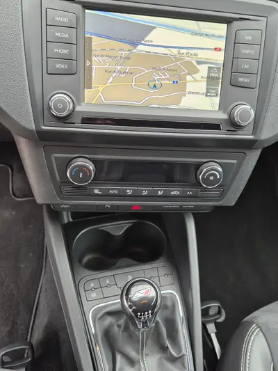 SEAT Ibiza SC 1.8 TSI Cupra — Sportive compacte, 192 ch et finition premium — Miniatur 16
