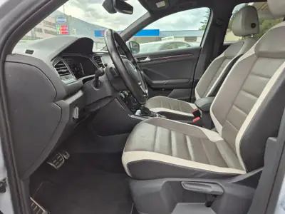 VW T-Roc 2.0 TSI Sport DSG 4Motion — SUV compact dynamique, 4x4 intégral et garantie 12 mois — Miniatura 16
