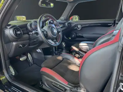 MINI Cooper King's Cross Steptronic — 192 ch dynamique, parfait état suisse — Miniature 9
