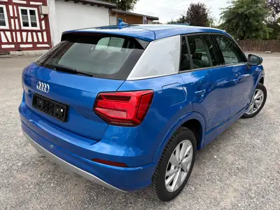 Audi Q2 1.4 TFSI Sport — SUV urbain dynamique, sans accident, révisions à jour — vista posteriore